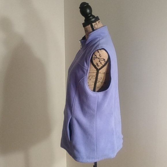EUC 💙 | Reversible Ladies Fleece Vest - Picture 5 of 10